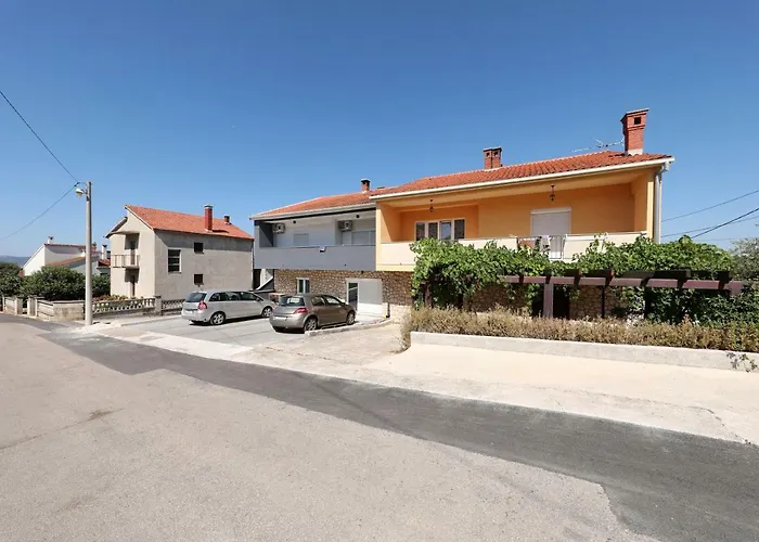 Apartmani Marta